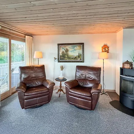 Schönes Haus Mit 5 Schlafzimmern In